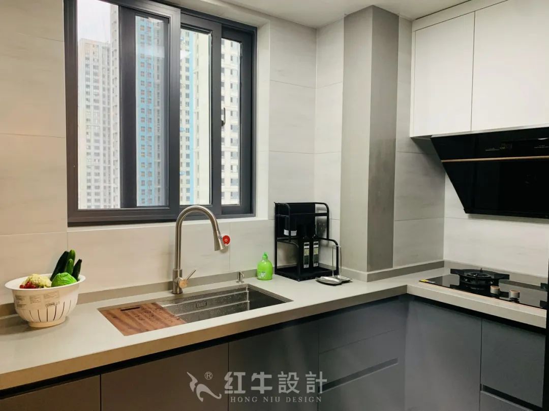 最美畢業(yè)照 ④--保利國(guó)際社區(qū)96㎡現(xiàn)代風(fēng)格“成品家”！06