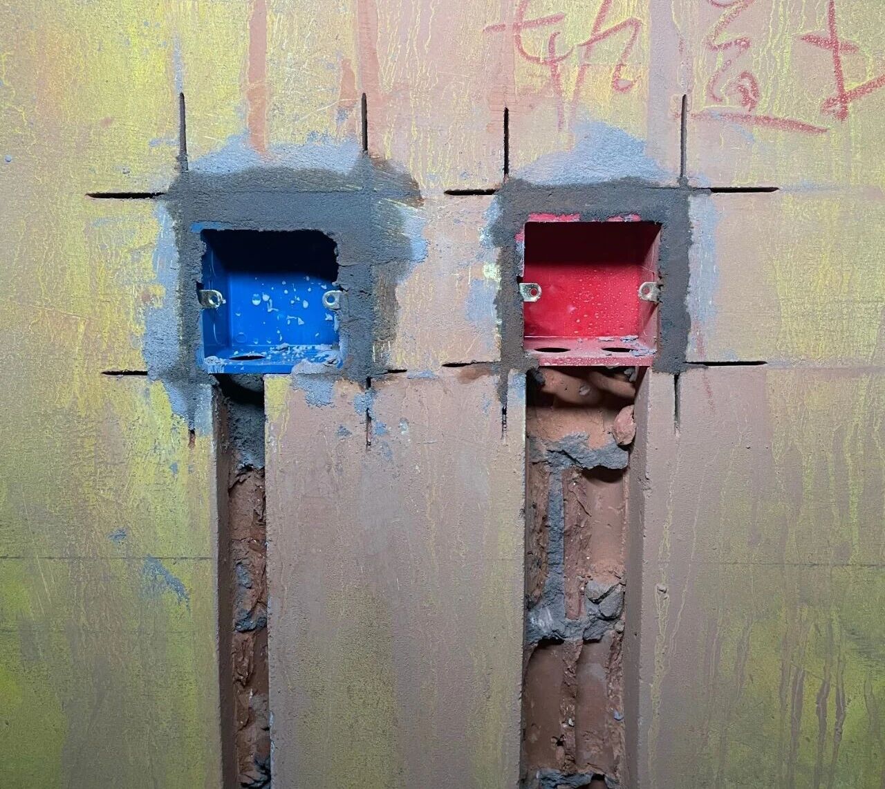 工地突擊巡檢，狠抓質(zhì)量，嚴(yán)控細(xì)節(jié)，品質(zhì)交付！07