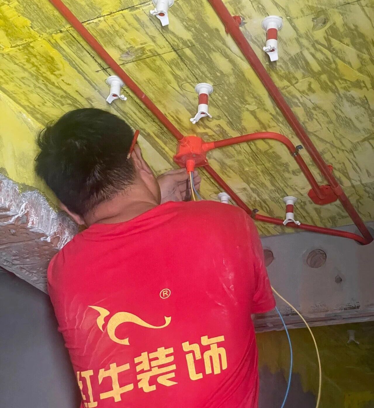 設(shè)計師工地巡檢，用腳步丈量細(xì)節(jié)，護航效果完美落地！03